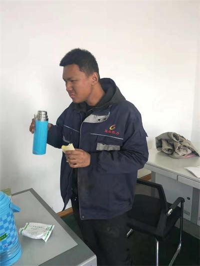 為了居民溫暖我們雖苦尤甜